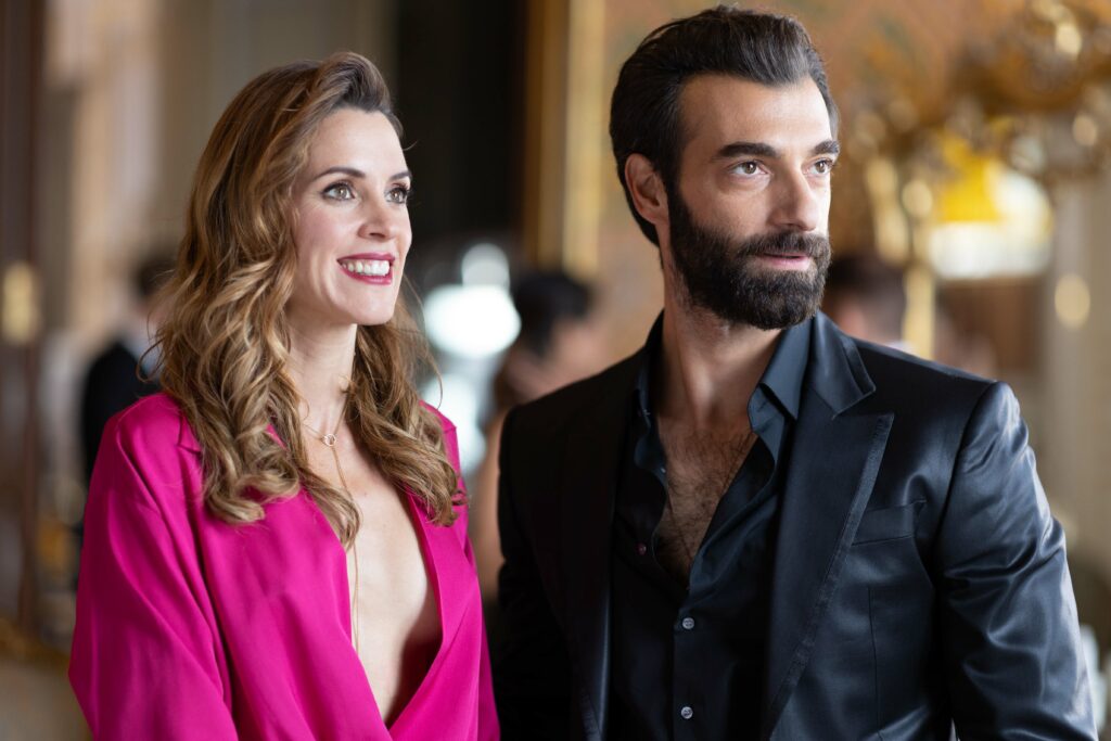 Maggie Civantos y Ilker Kaleli en "La Pasión Turca"