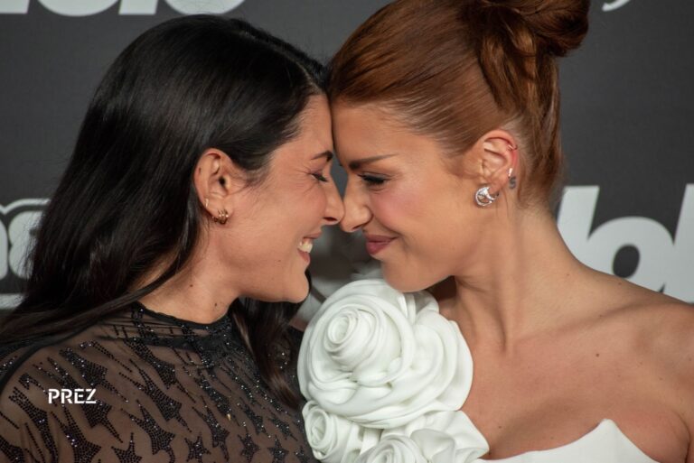 Dulceida y Alba en los Premios Ídolo.