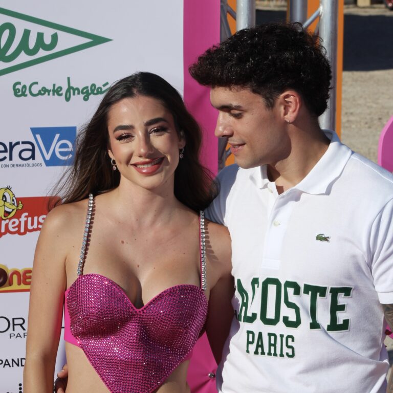 Lola Lolita Land, Lola e Ibelky