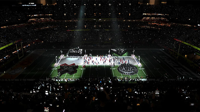 Kendrick Lamar: La “revolución televisada” que sacudió el half-time show de la Super Bowl