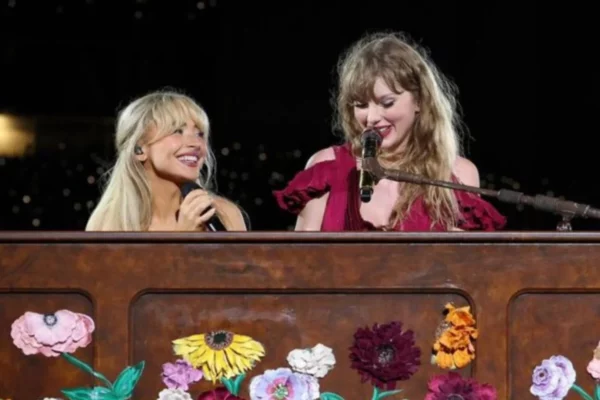 Taylor y Sabrina en el concierto de Vancouver. Fuente: X Sabrina.