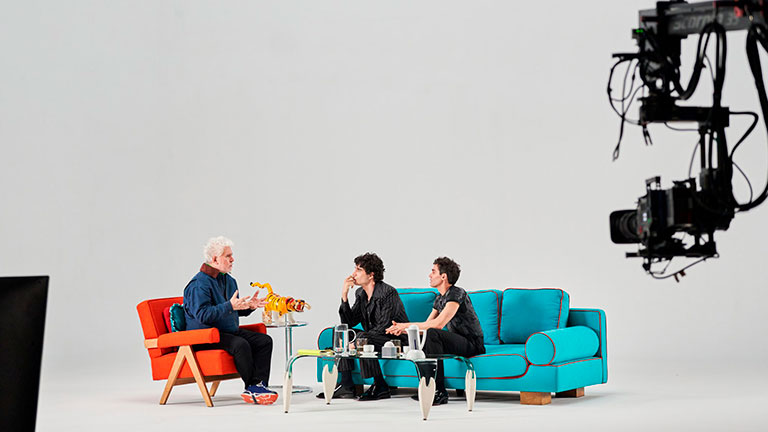 Pedro x Javis: El homenaje más íntimo y creativo de Los Javis a Pedro Almodóvar