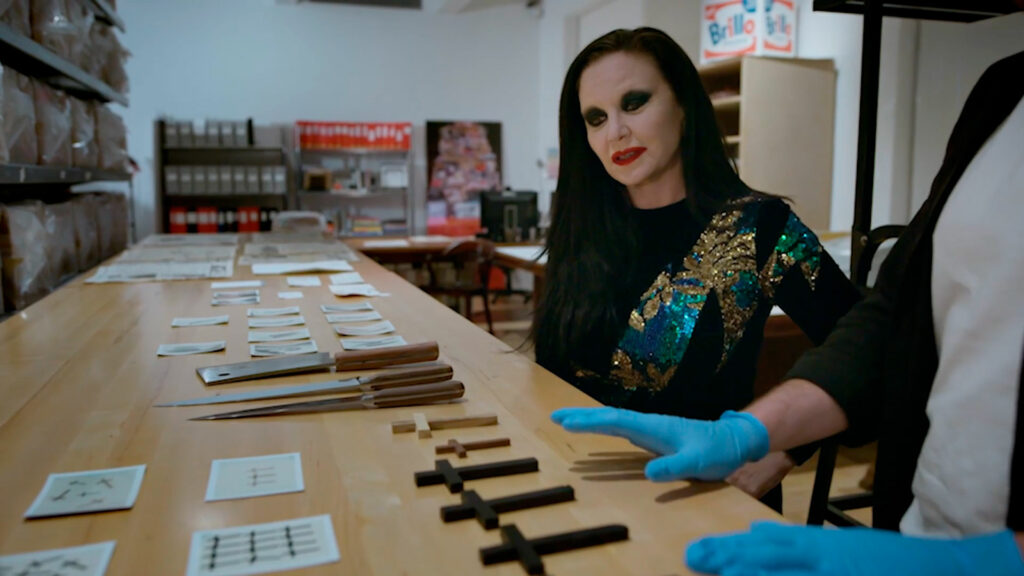 Andy Warhol y La Movida madrileña: el documental que revive la visita que cambió el arte en España